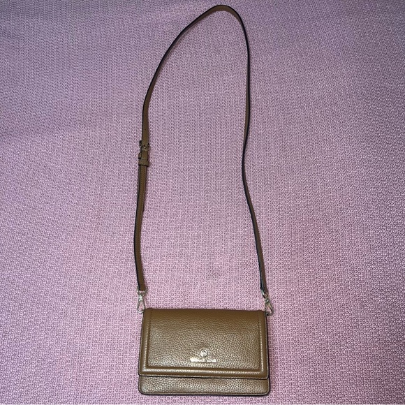 Michael Kors Jet Set Charm Small Phone Crossbody - Picture 3 of 10